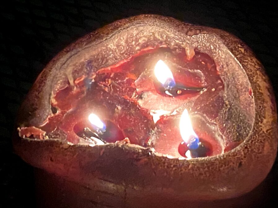 close up image of a candle